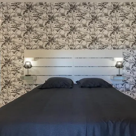 Domaine Le Caprougeat Hotel Daux Buitenkant foto